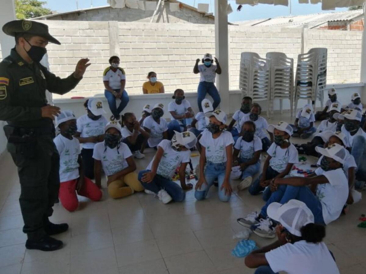 Policía lidera sensibilización para proteger fauna y flora en Cartagena