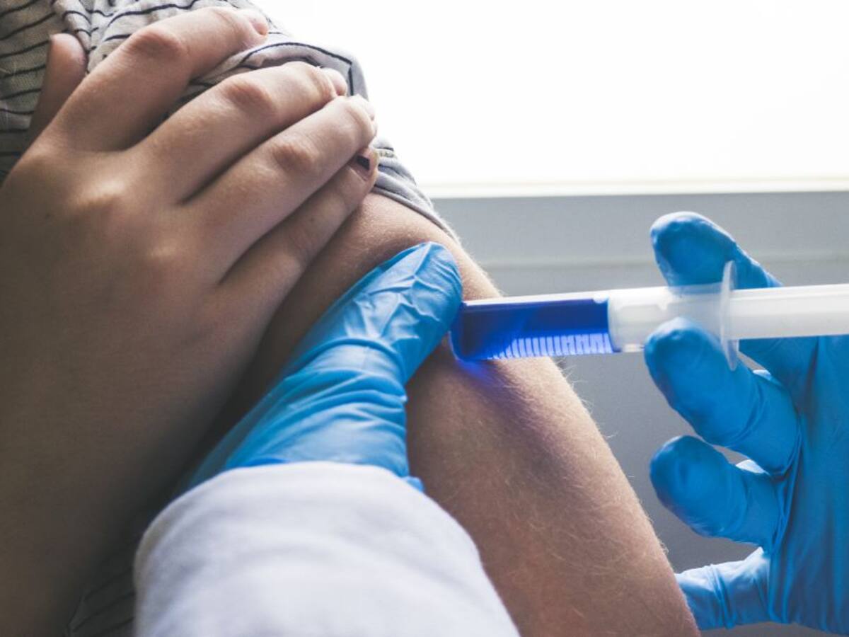 "Gracias a las vacunas, en el mundo se salvan 5 vidas por minuto": MinSalud