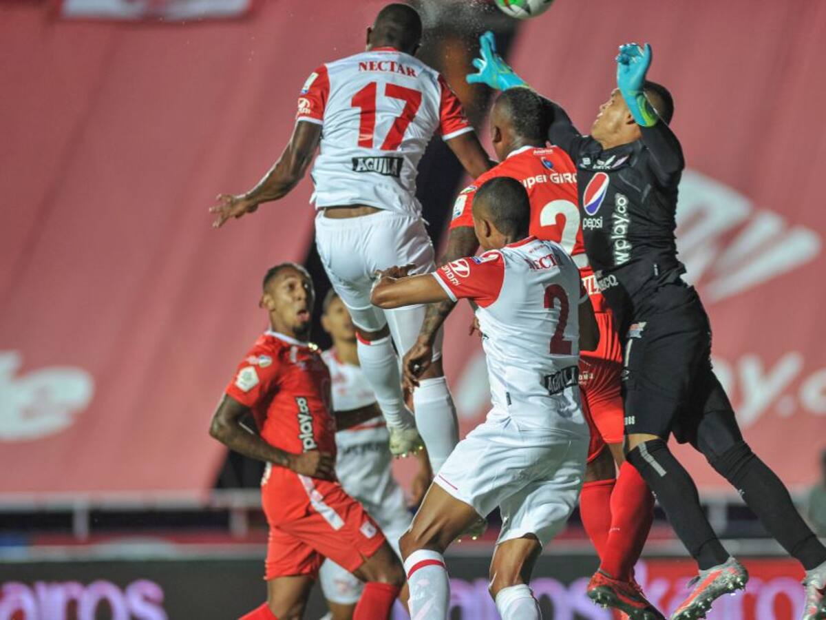 Dimayor espera que en marzo o abril vuelvan los hinchas a los estadios