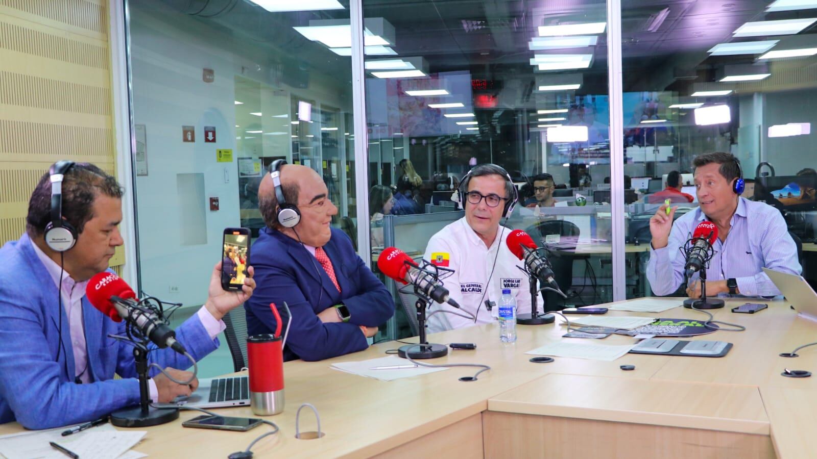 El general (r) Jorge Luis Vargas en 'La Luciérnaga / Caracol Radio