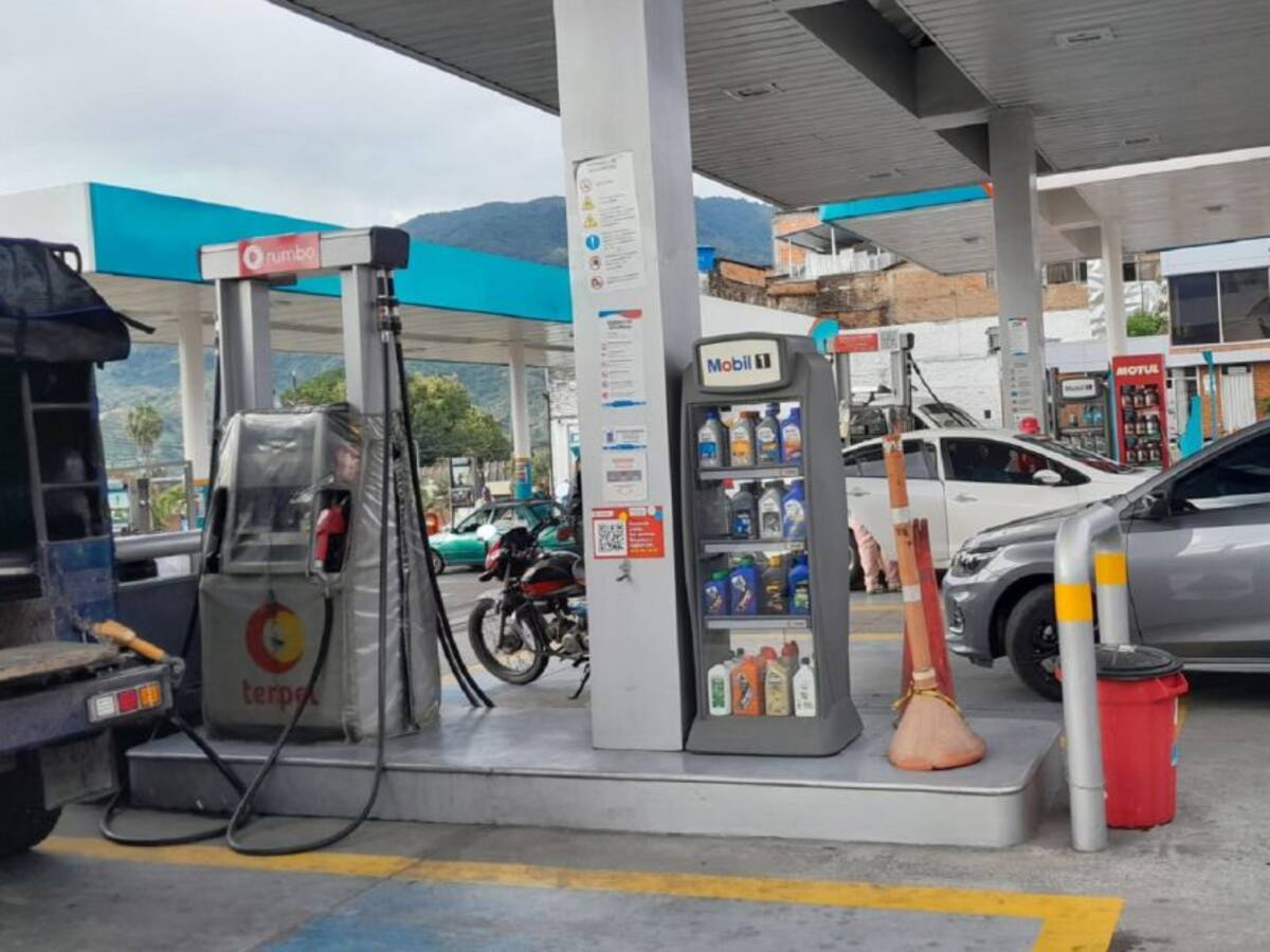 Ibaguereños preocupados por una eventual alza en el precio de la gasolina