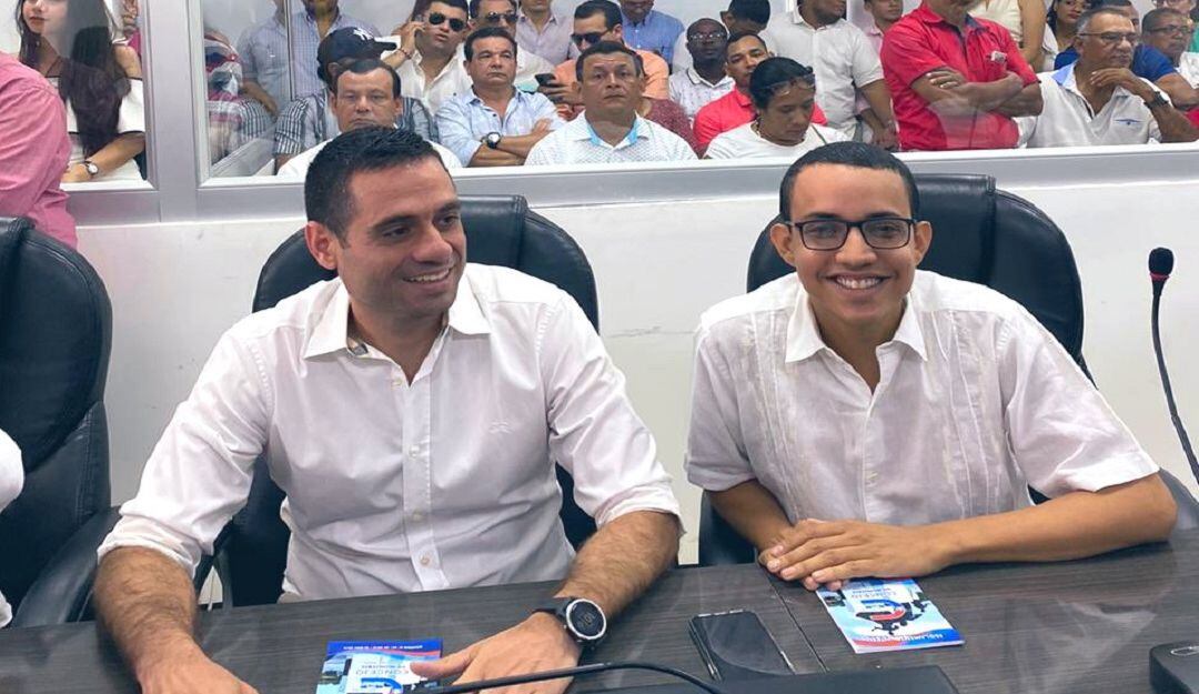 El exaspirante a la Alcaldía, Salín Ghisays junto al presidente del Concejo de Montería, José David Wberth.