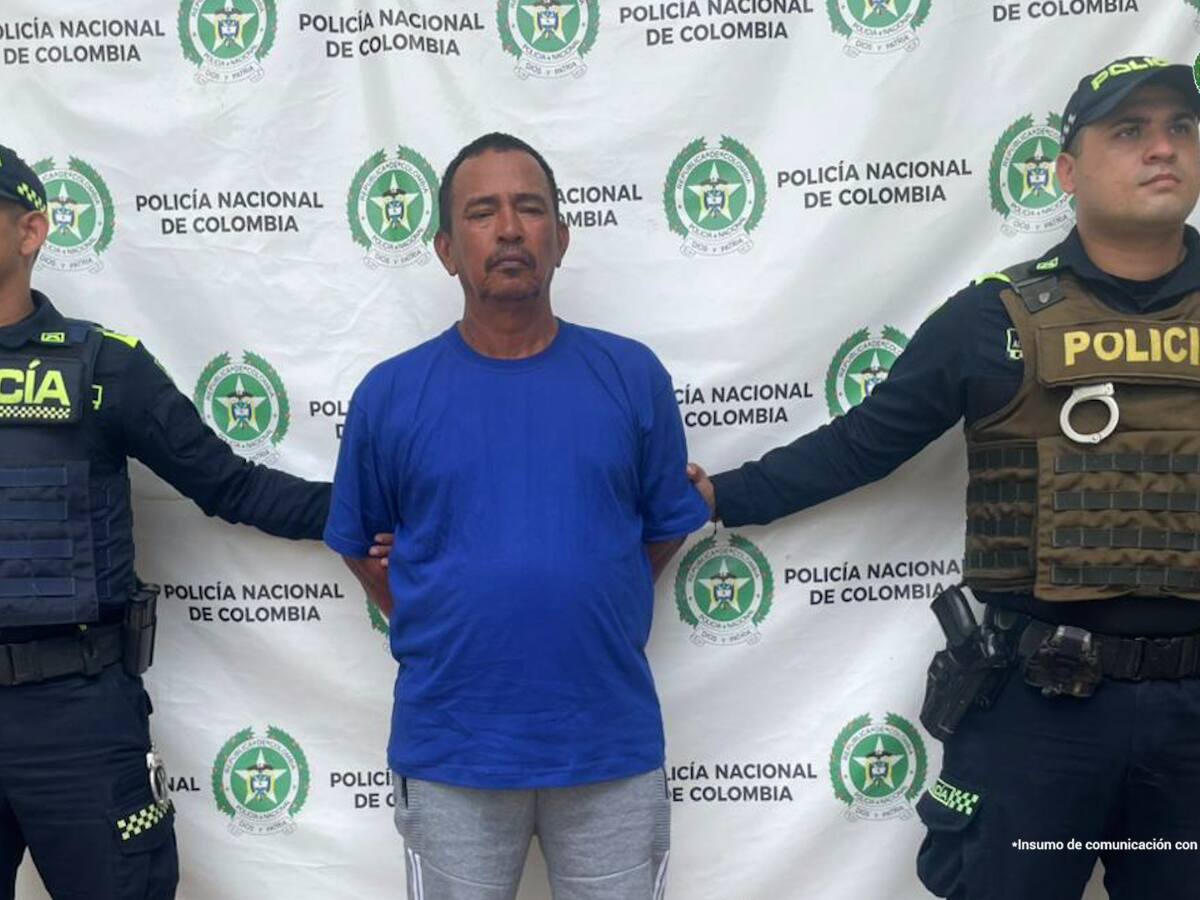 Asegurado hombre señalado de asesinar a una mujer tras disparar a una multitud en Calamar, Bolívar