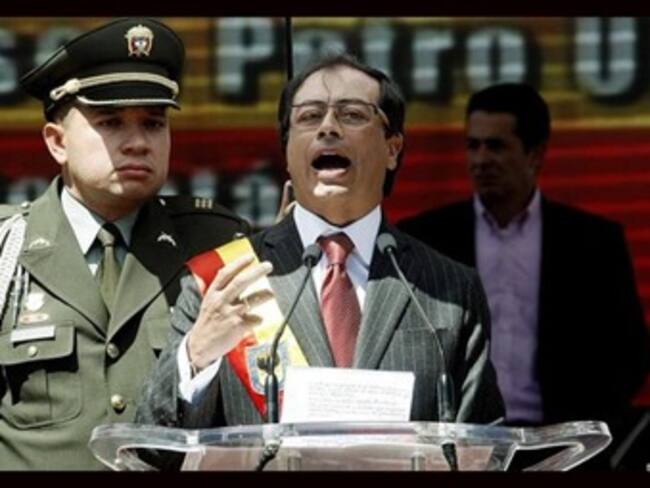 Policía respalda decisión de Gustavo Petro de prohibir el porte de armas de fuego en Bogotá