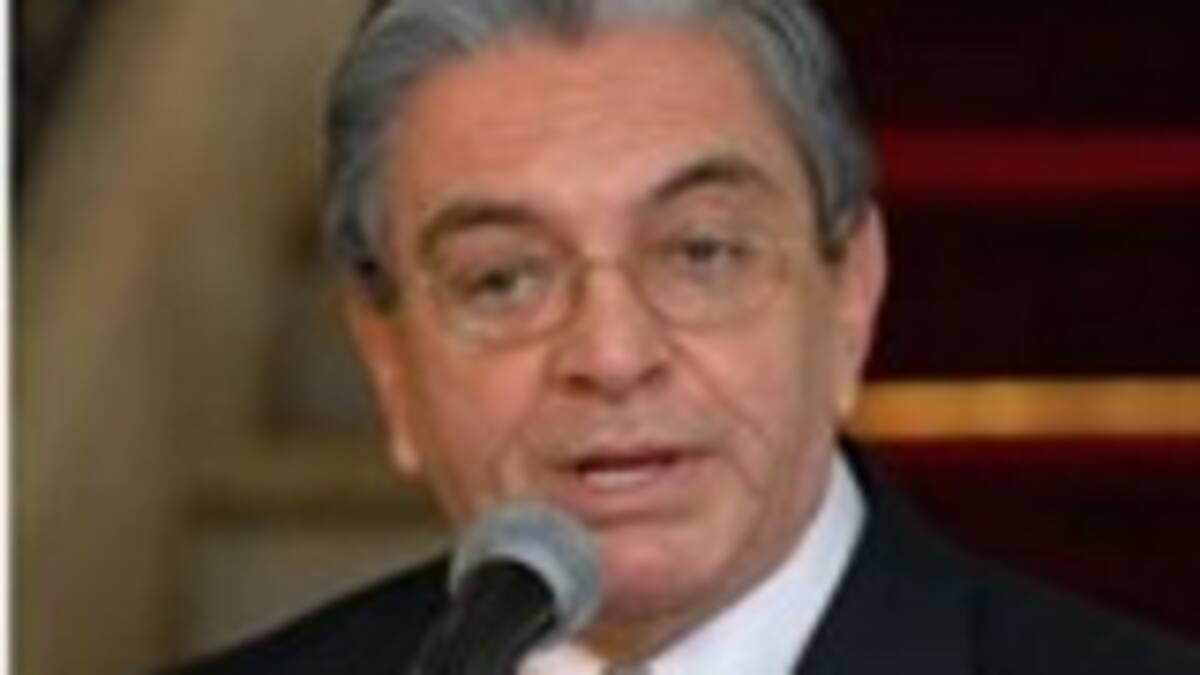 El ministro del Interior Fabio Valencia Cossio, dice que las mafias están detrás de las “chuzadas”