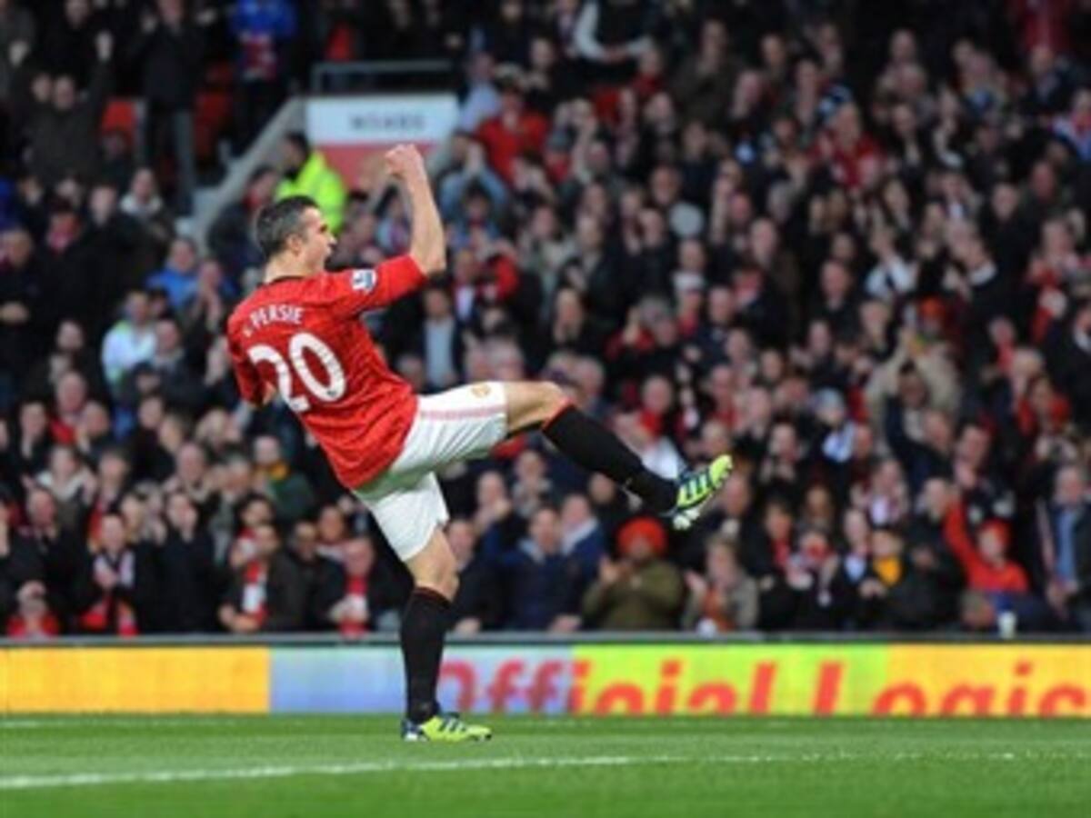 Manchester United vence 3-1 al Fulham y respira en la Premier