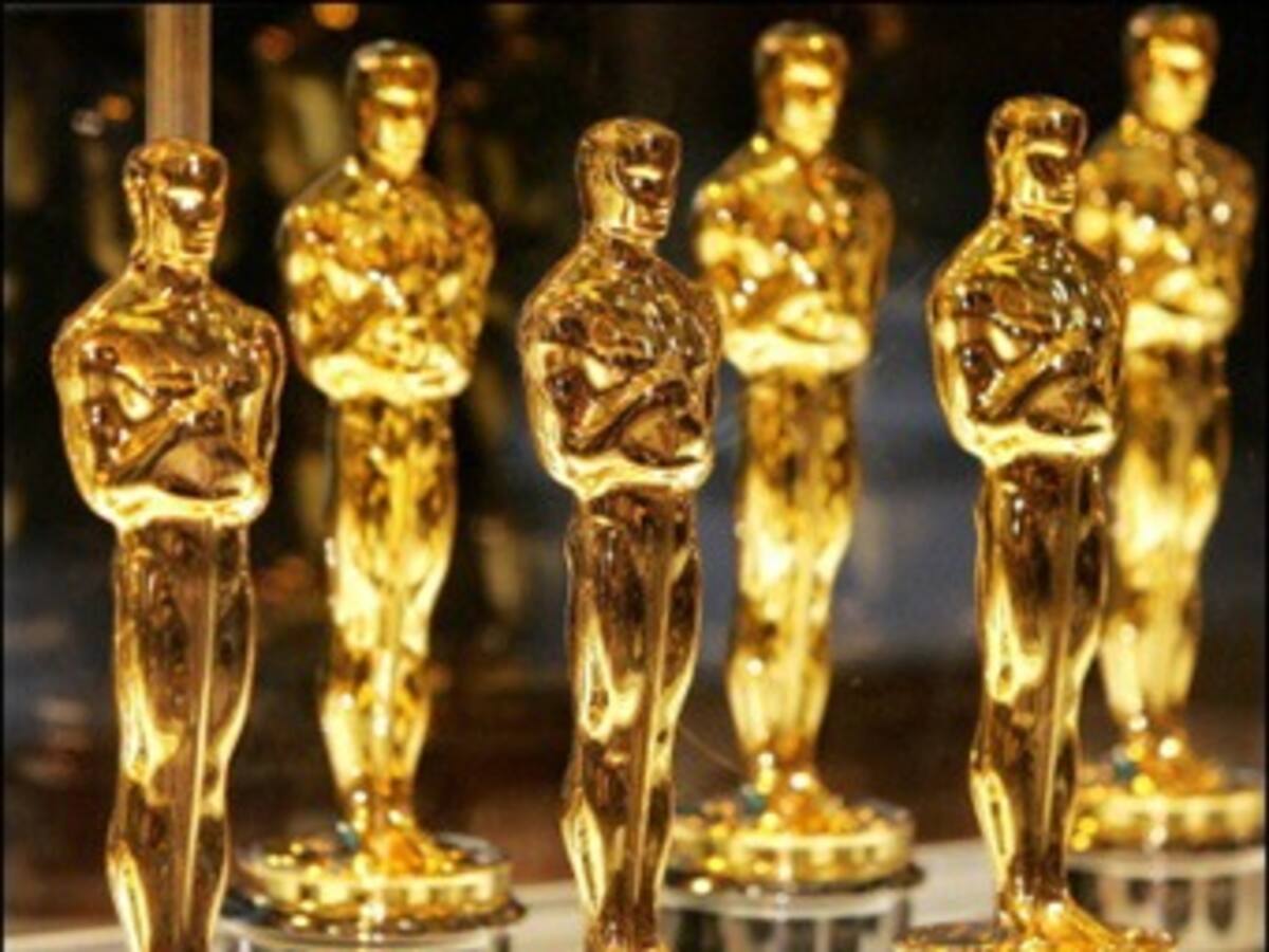 Academia de Hollywood distribuye papeletas de votación para los Óscar 2011