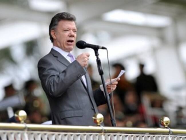 No voy doblegar a la guerrilla. Quiero una paz digna: presidente Santos