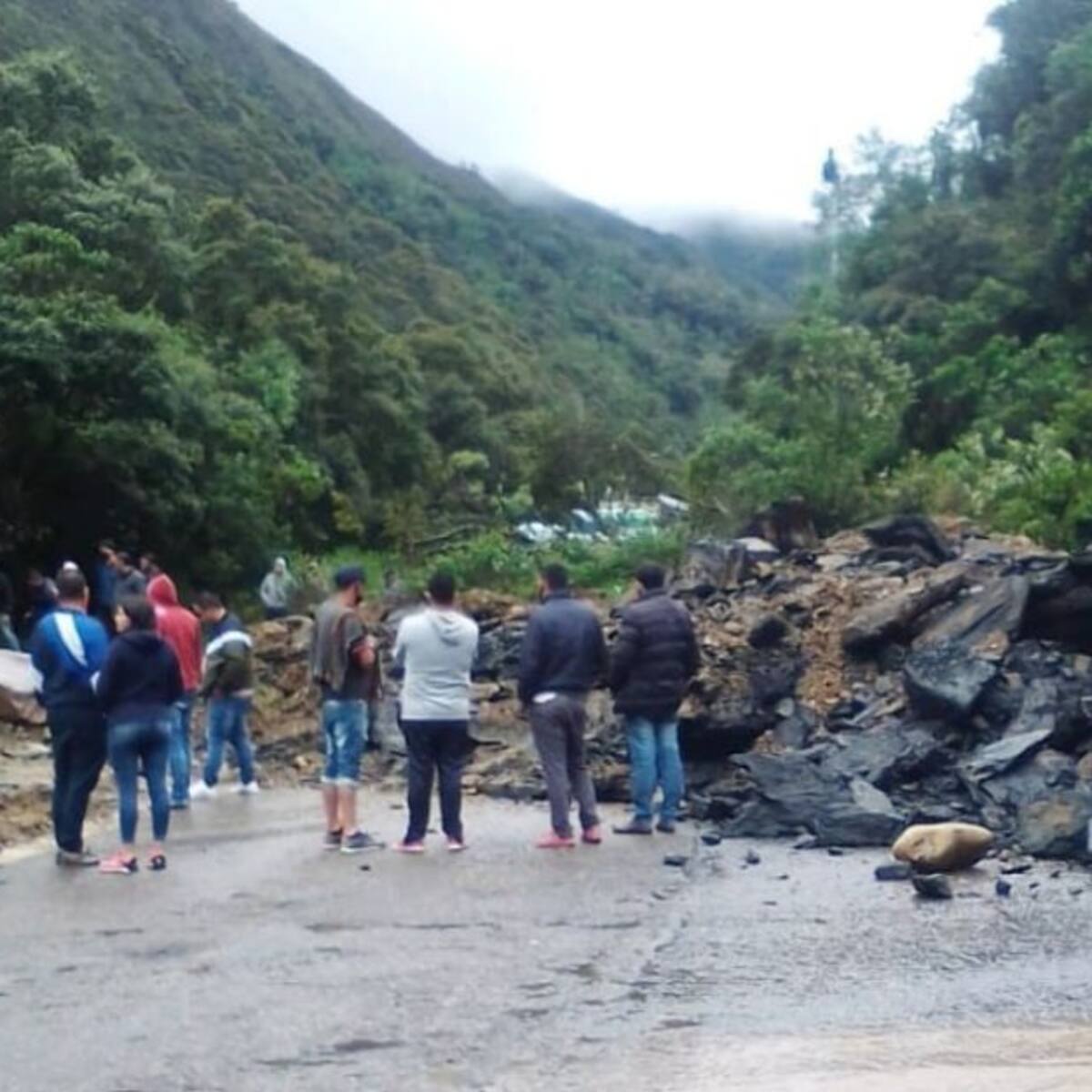 Avanzan labores para recuperar movilidad en vía alterna al llano por Boyacá