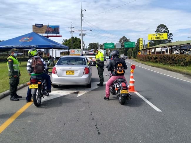 Dos muertos y trece accidentes durante el puente festivo en Antioquia