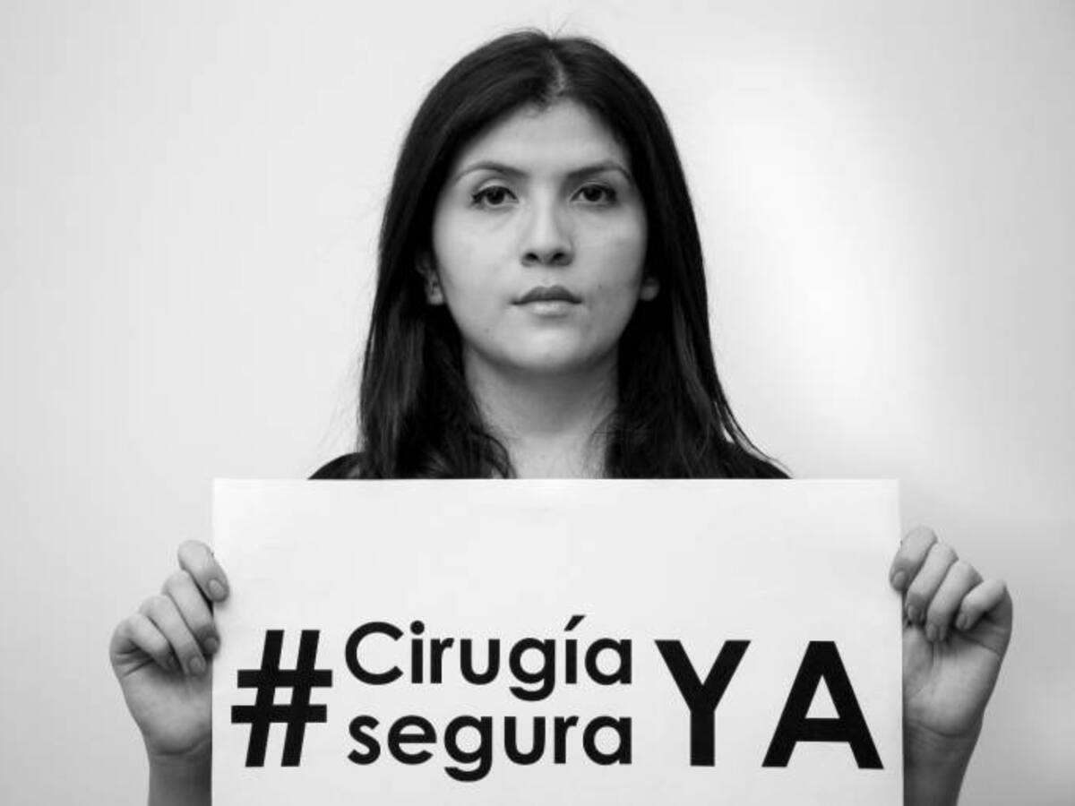 #CirugíaSeguraYa, campaña que lidera la periodista Lorena Beltrán