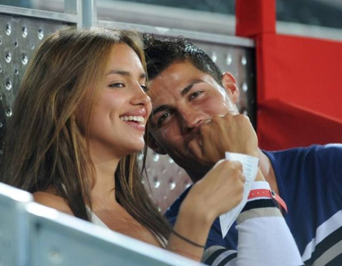 Cristiano Ronaldo, crack de Real Madrid y su novia la modela rusa Irina Shayk.