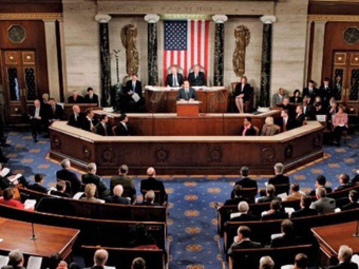 Senado de EE.UU. propone autorizar la intervención militar en Siria por 60 días
