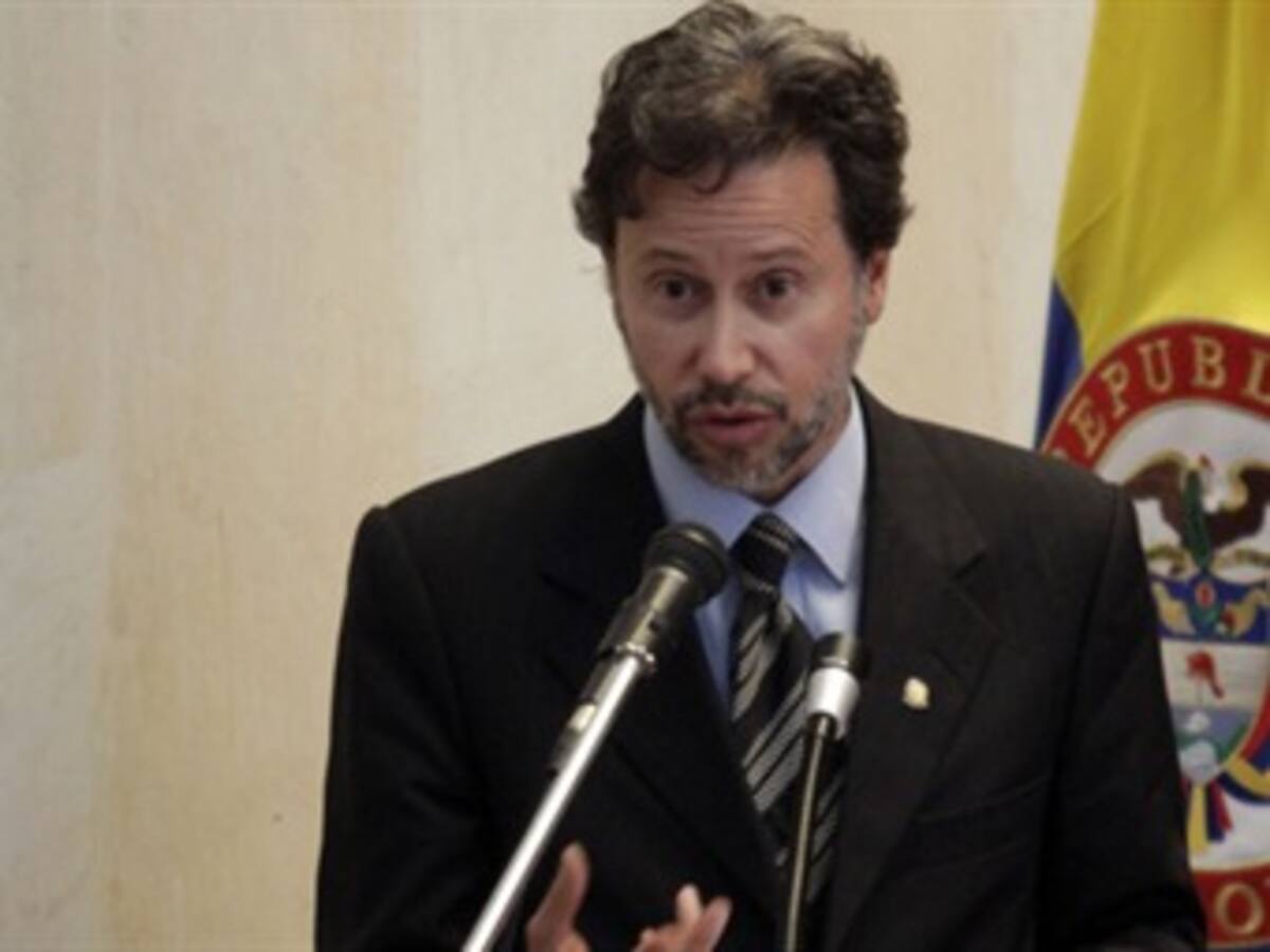 Avanza proceso contra magistrado Néstor Correa por corrupción en comisión de acusaciones