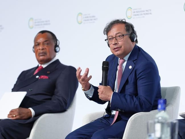 Hay que sustituir combustibles fósiles y no complementarlos: Presidente Petro