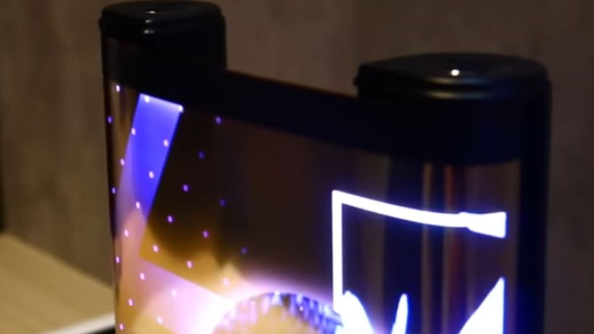Se filtran las imágenes del primer celular con una pantalla enrollable