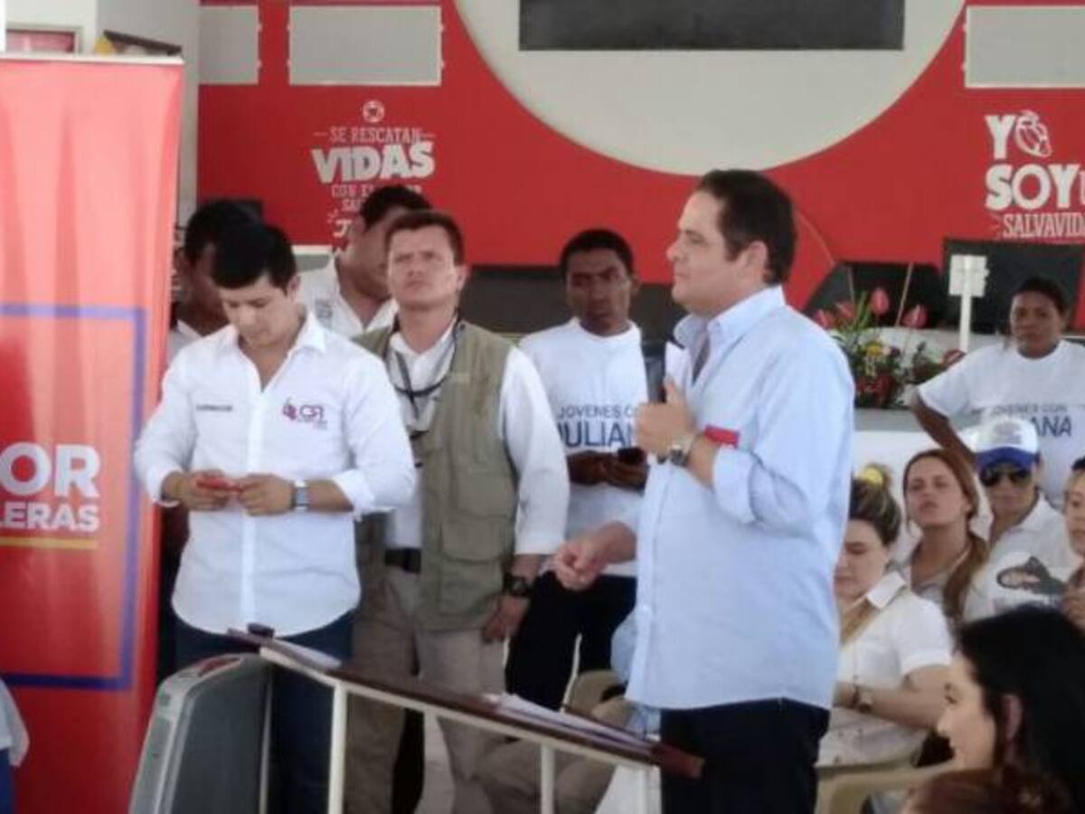 Ahora sí el liberalismo se fue para la extrema izquierda: Vargas Lleras