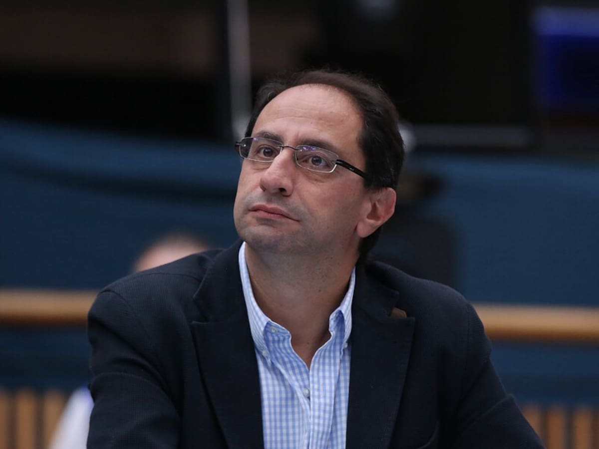 ¿Quién es José Manuel Restrepo, el vicepresidente electo de Colombia?