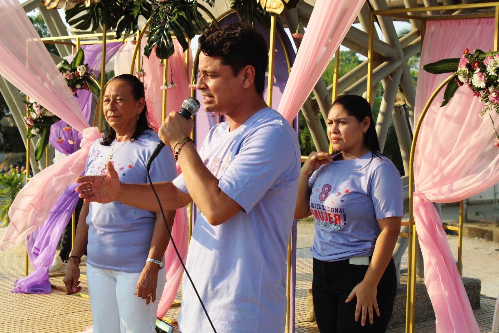 Miguel Samir Barrios resalta pujanza de las mujeres clemencieras