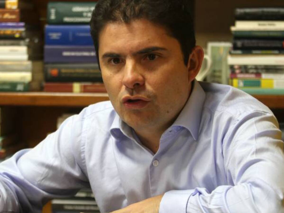 El futuro del exministro de Vivienda Luis Felipe Henao