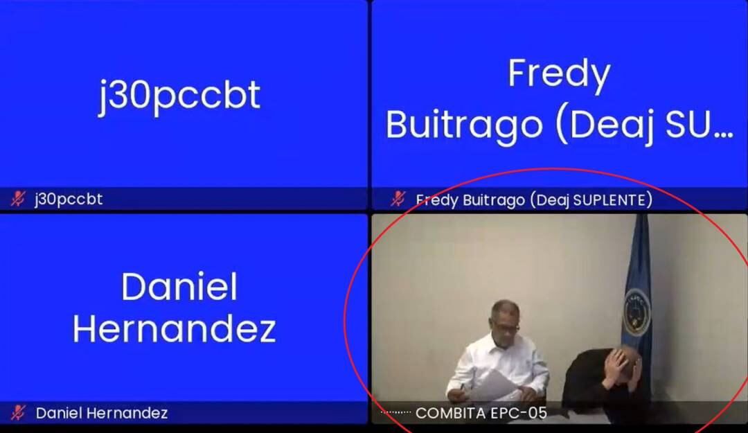 Carlos Mattos en el momento en que recibe la condena de 9 años y 5 meses
