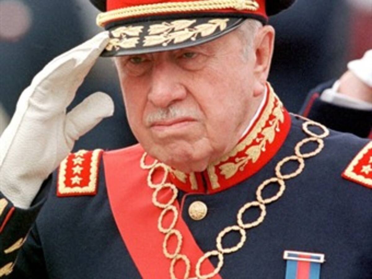 Confirman identidad de 13 víctimas de la dictadura de Augusto Pinochet