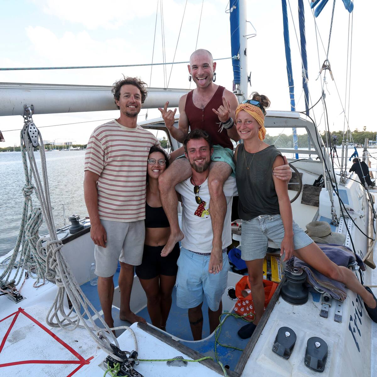 Encuentran barcos desaparecidos que llevaban ayuda humanitaria a Cuba