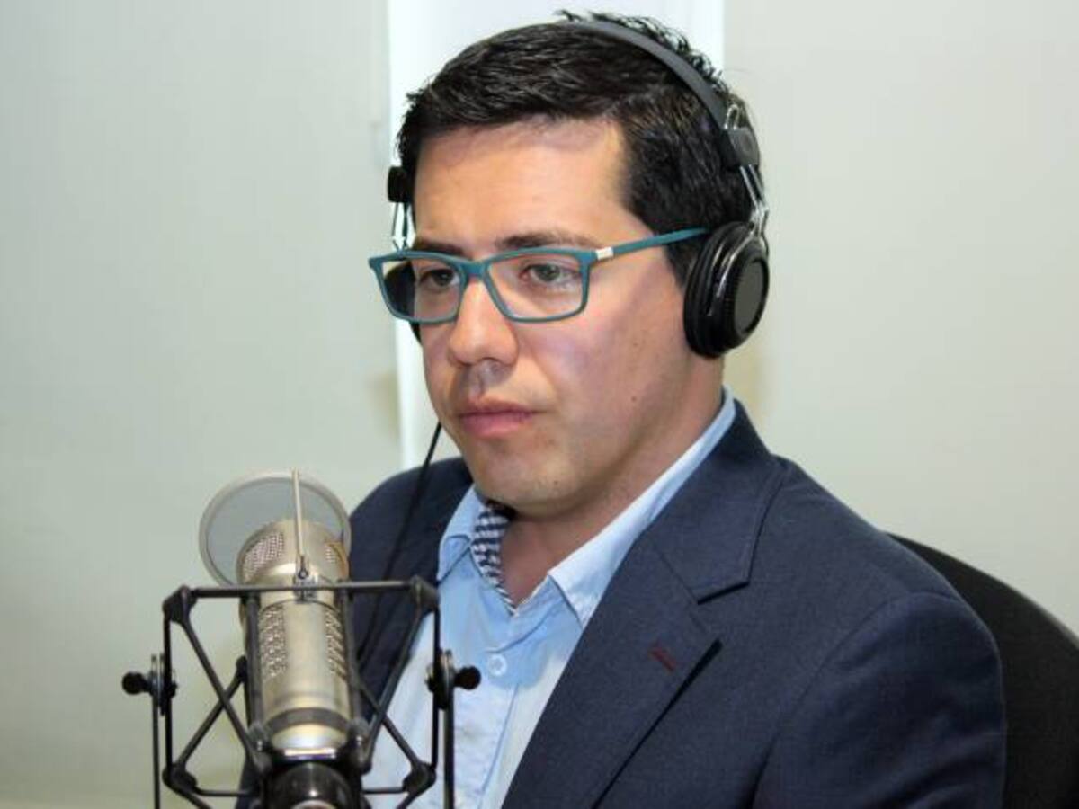 Los comunicados decían: "los niños juiciosos se acuestan a las 7 o los acostamos": Fernández