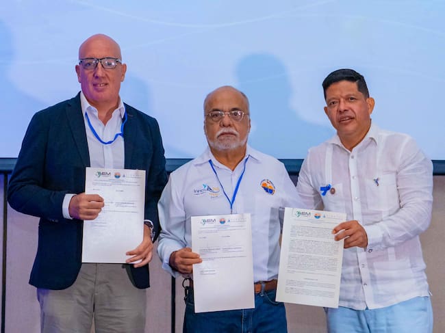 Unimagdalena y CAF avanzan en ecosistema de innovación en economía azul/ Unimagdalena