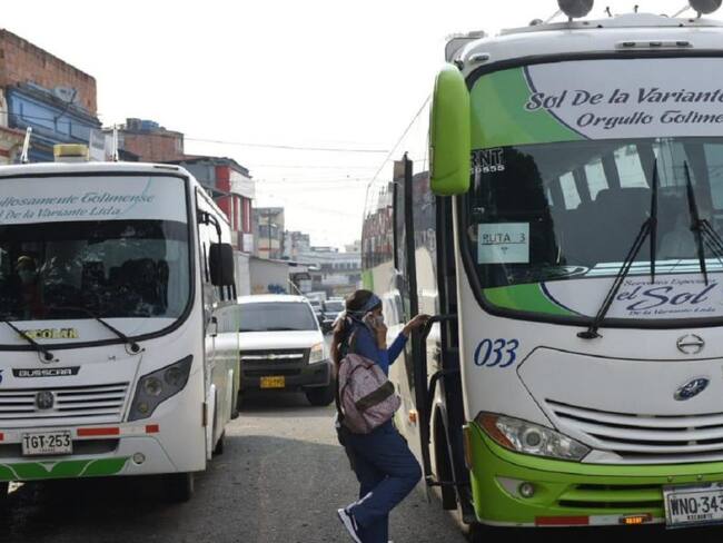 Habilitan rutas exclusivas para el personal médico de Ibagué