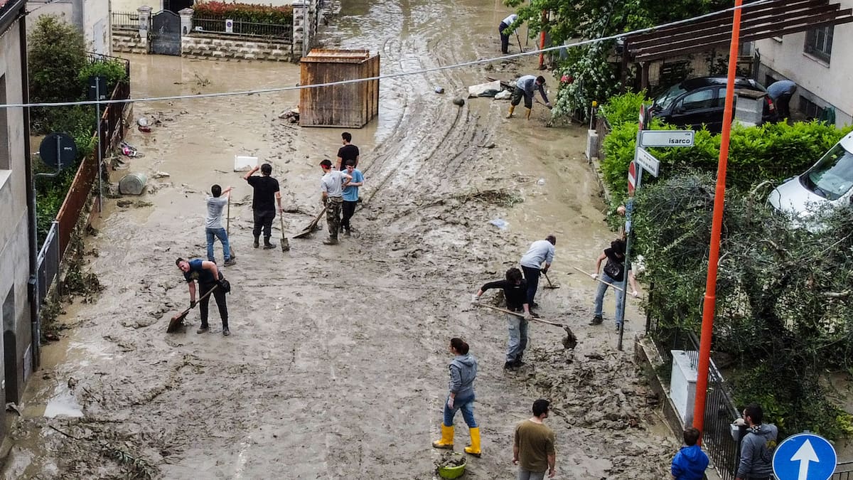 Italia: Autoridades evacuan la localidad de Emilia Romaña por inundaciones