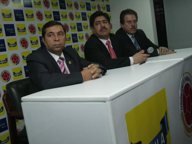 Ex superintendente apuntó contra Ramón Jesurún, Luis Bedoya y Álvaro González Alzate por el escándalo de reventa de boletería