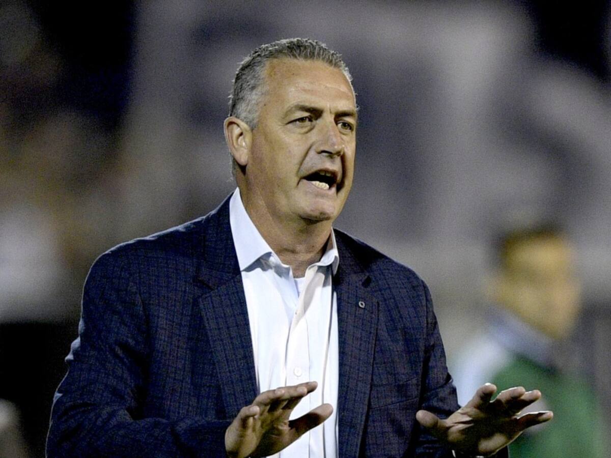 Técnico muy conocido en Colombia dirigiría a Boca Juniors