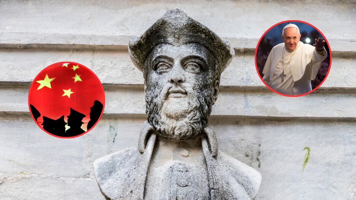 Estatua de Nostradamus en Saint-Remy-de-Provence, Francia / Papa Francisco / Bandera de China (Getty Images)