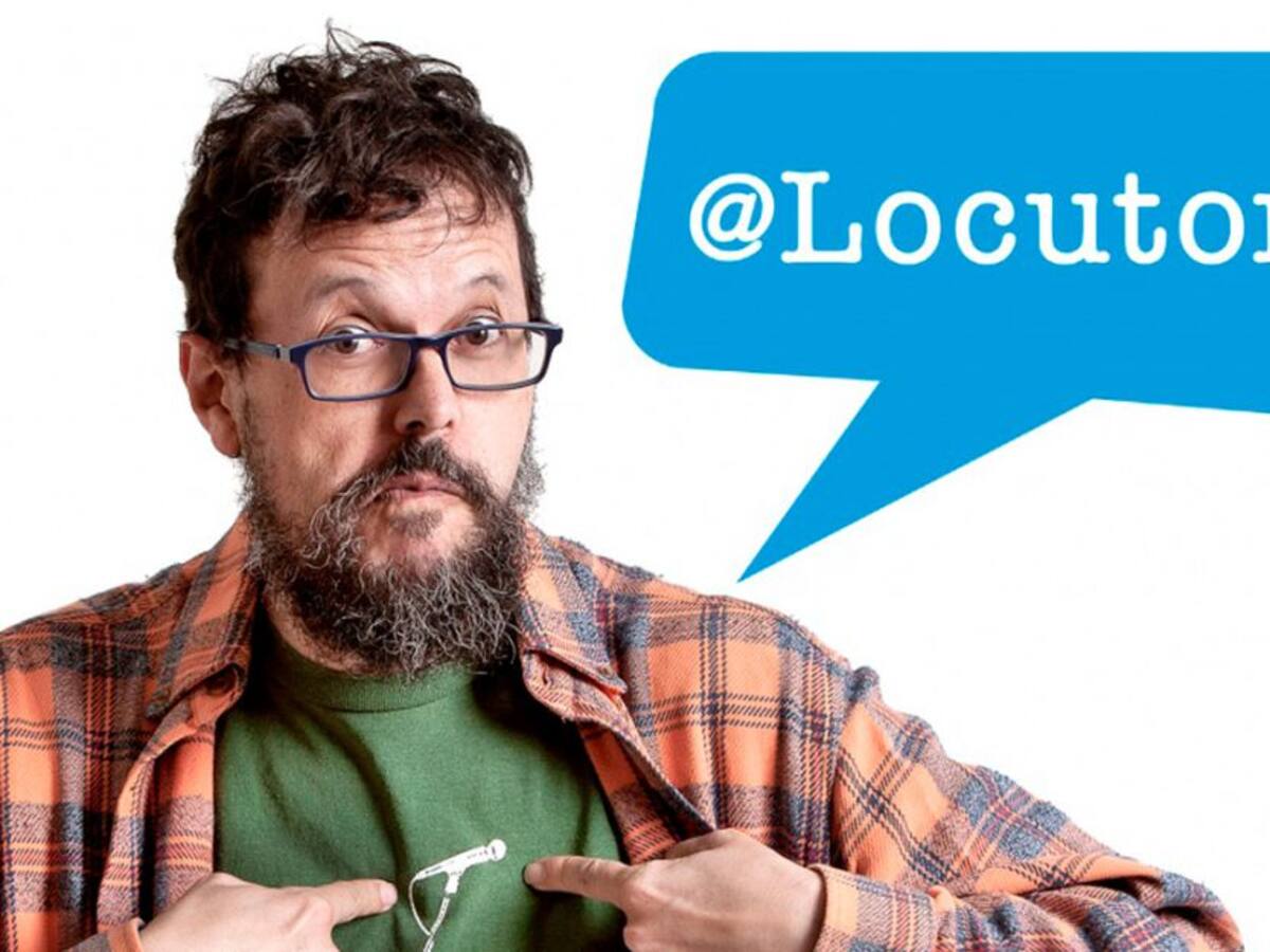 Un papel doblado para tapar la cámara