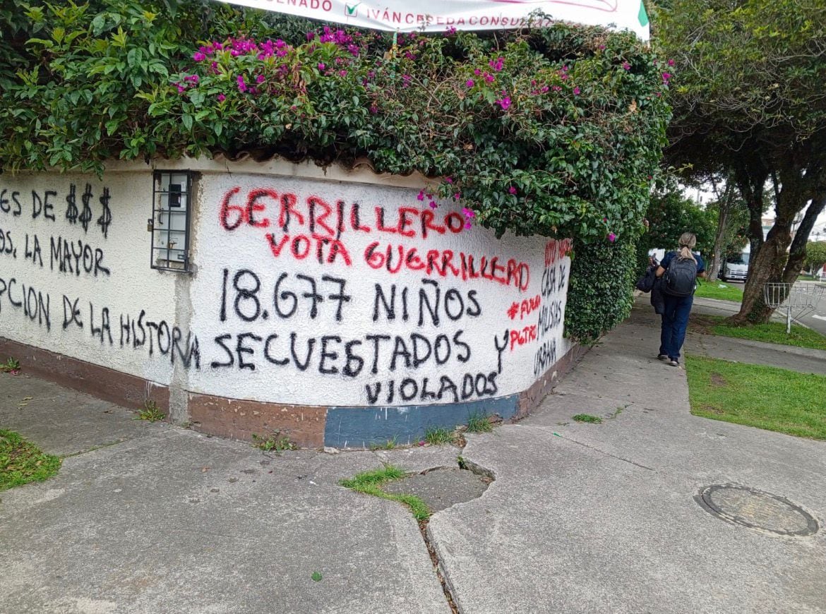 Sede política del Pacto Histórico en Bogotá fue vandalizada. Foto: Cortesía