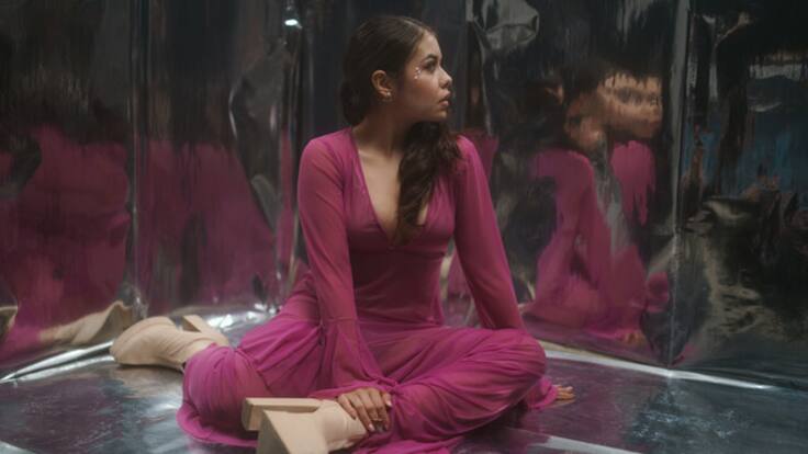 “Mi música genera conversaciones”: Juliana Velásquez, cantante y actriz colombiana