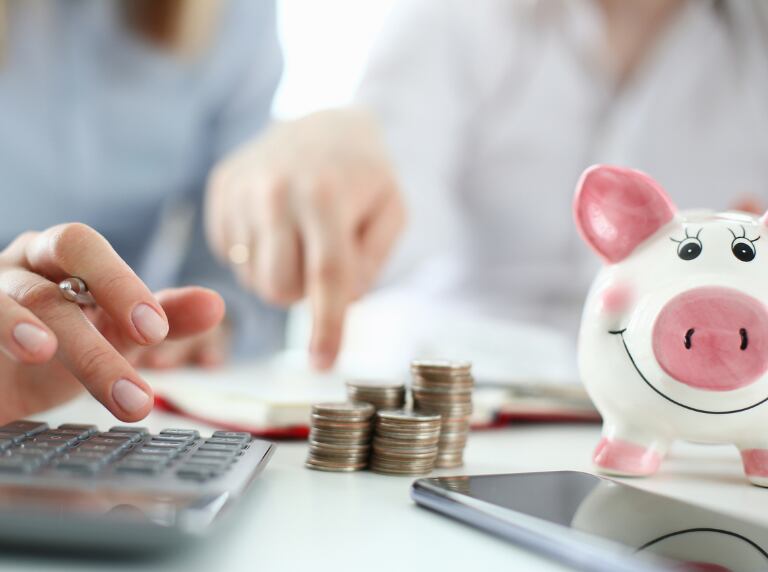 getty Images / Calculadora, cuentas y ahorros