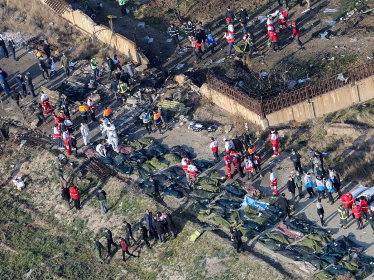 Trump dice que tiene "sospechas" sobre el accidente aéreo en Irán