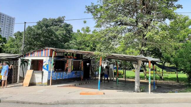 También se ordenó la restitución de bienes que obstaculizaban el espacio público en el mercado de Bazurto.