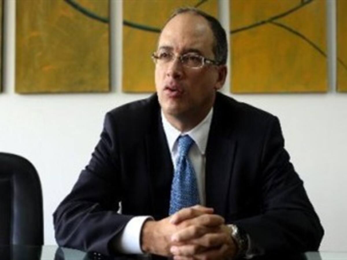Grado de inversión es un voto de confianza para Colombia: Minhacienda
