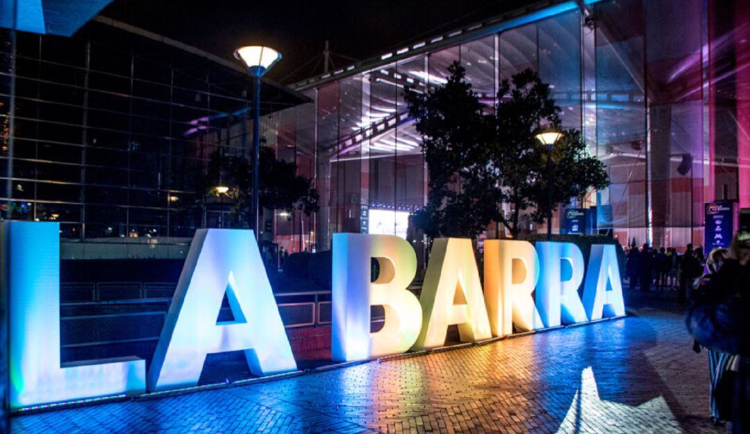 "Premiando a los que trabajan Con Pasión"