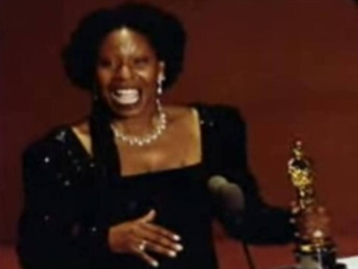 Whoopi Goldberg admite que fumó marihuana para recoger su Óscar por 'Ghost'
