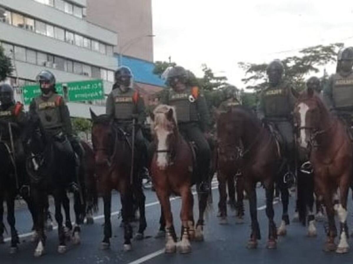 Daniel Quintero pidió a la Policía no usar caballos durante manifestaciones