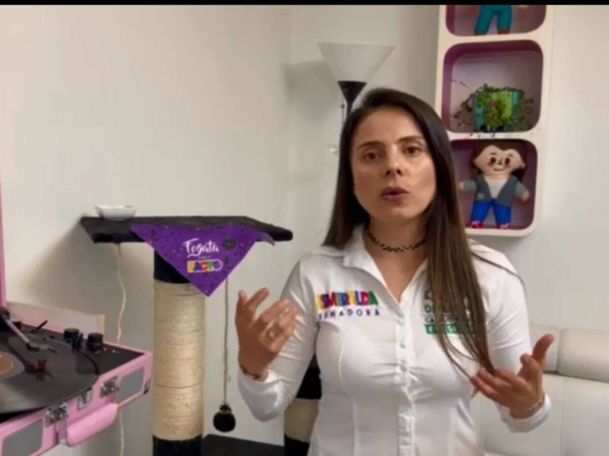 Un minuto con los candidatos: Esmeralda Hernández