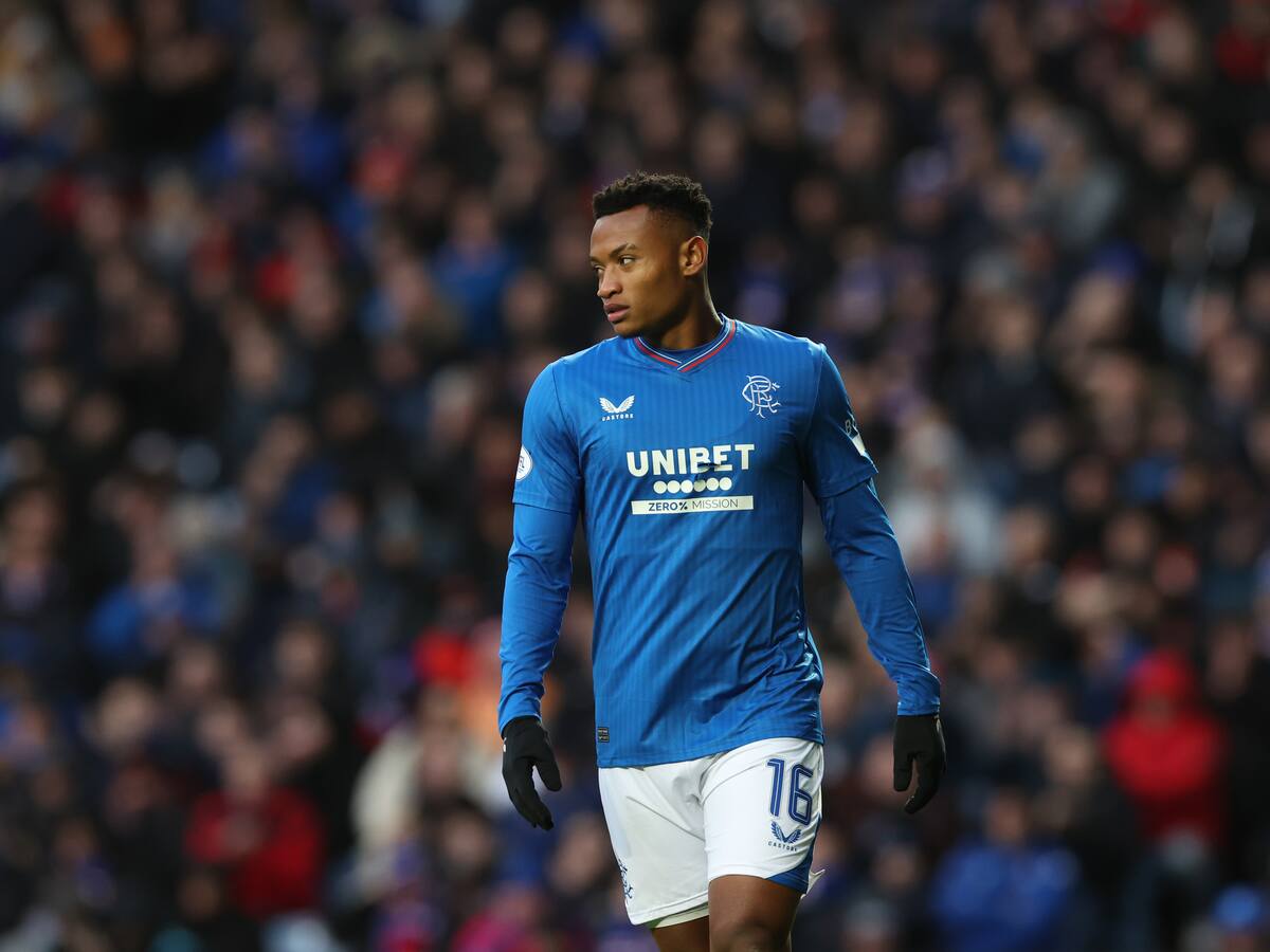 Óscar Cortés reaparece con el Rangers en un agónico empate ante Motherwell por la Liga Escocesa