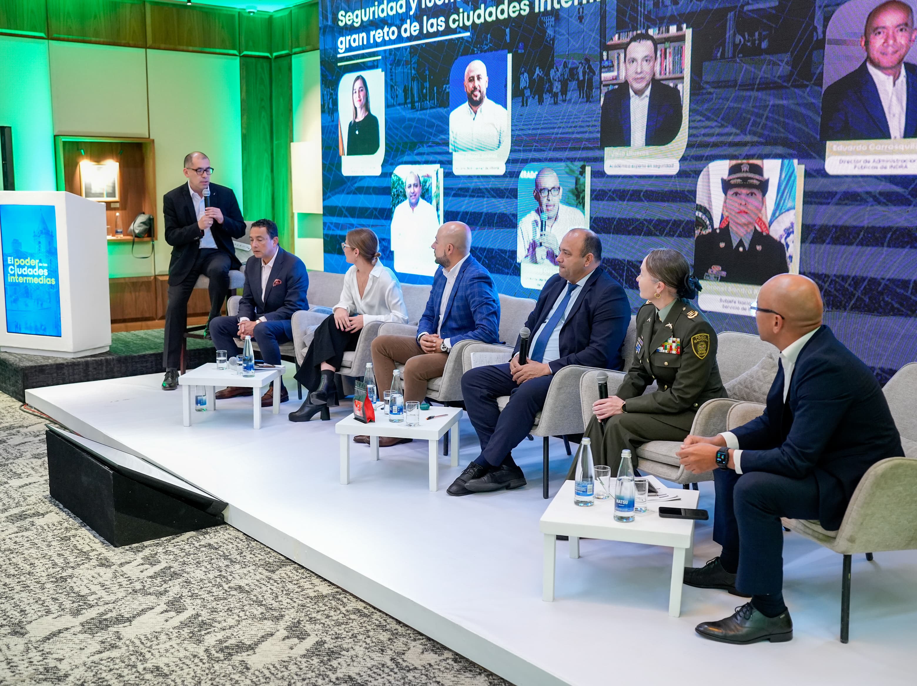 En El Poder de las Ciudades Intermedias, expertos dialogaron sobre la seguridad y la lucha contra el crimen en estos territorios. Además, sobre las respuestas integrales que se deben implementar entre entidades para abordarlos. I Foto: Caracol Radio