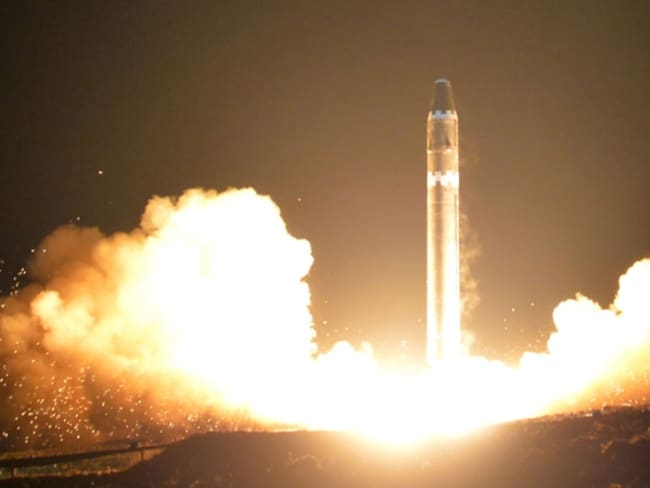 Por error, Corea del Norte lanzo misil sobre una de sus ciudades
