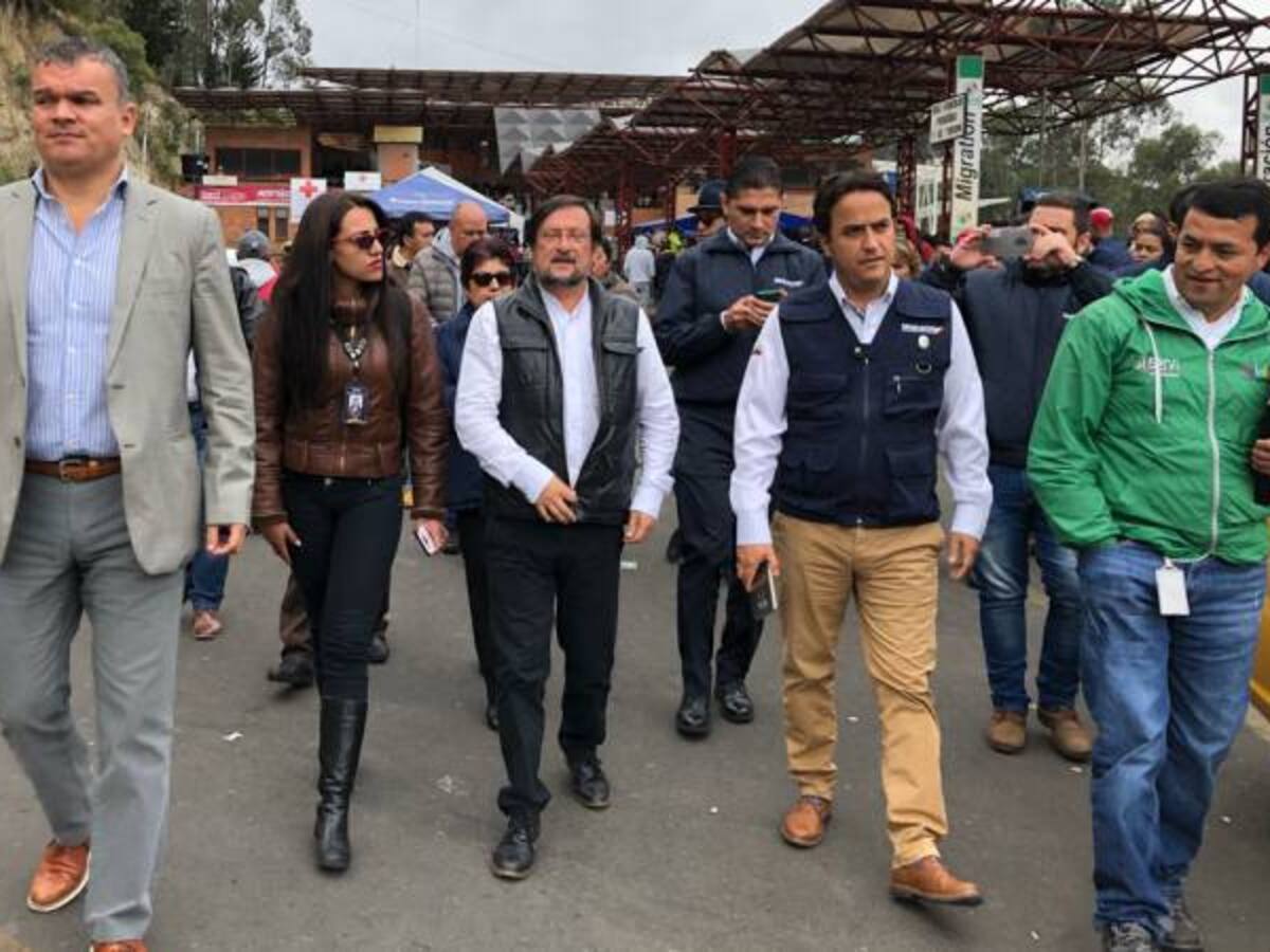 Agilizarán trámites migratorios a venezolanos en Rumichaca