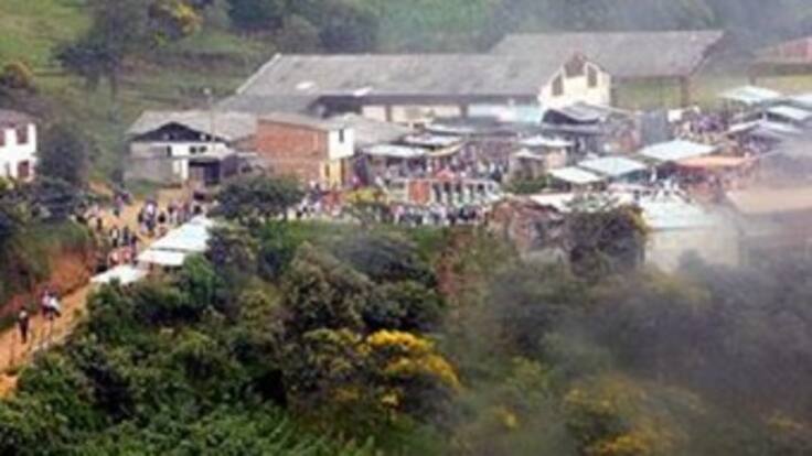 Diez heridos por enfrentamientos por tierras entre campesinos e indígenas del Cauca